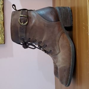 Born combat boots